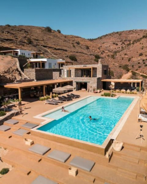 Villa Naos